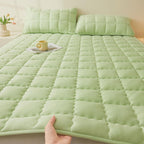 Comfortable Cooling Padded Grip Mattress Topper