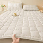 Comfortable Cooling Padded Grip Mattress Topper