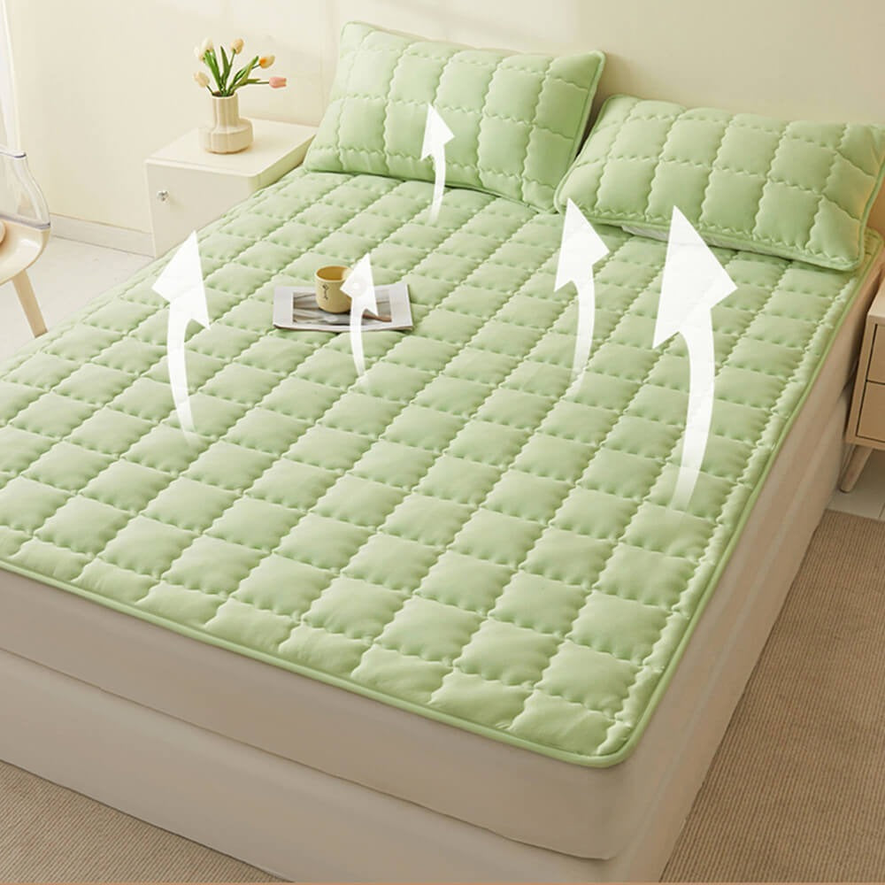 Comfortable Cooling Padded Grip Mattress Topper